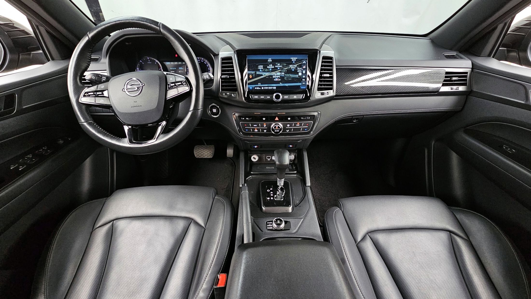 SSANGYONG REXTON SPORTS CAR 2021