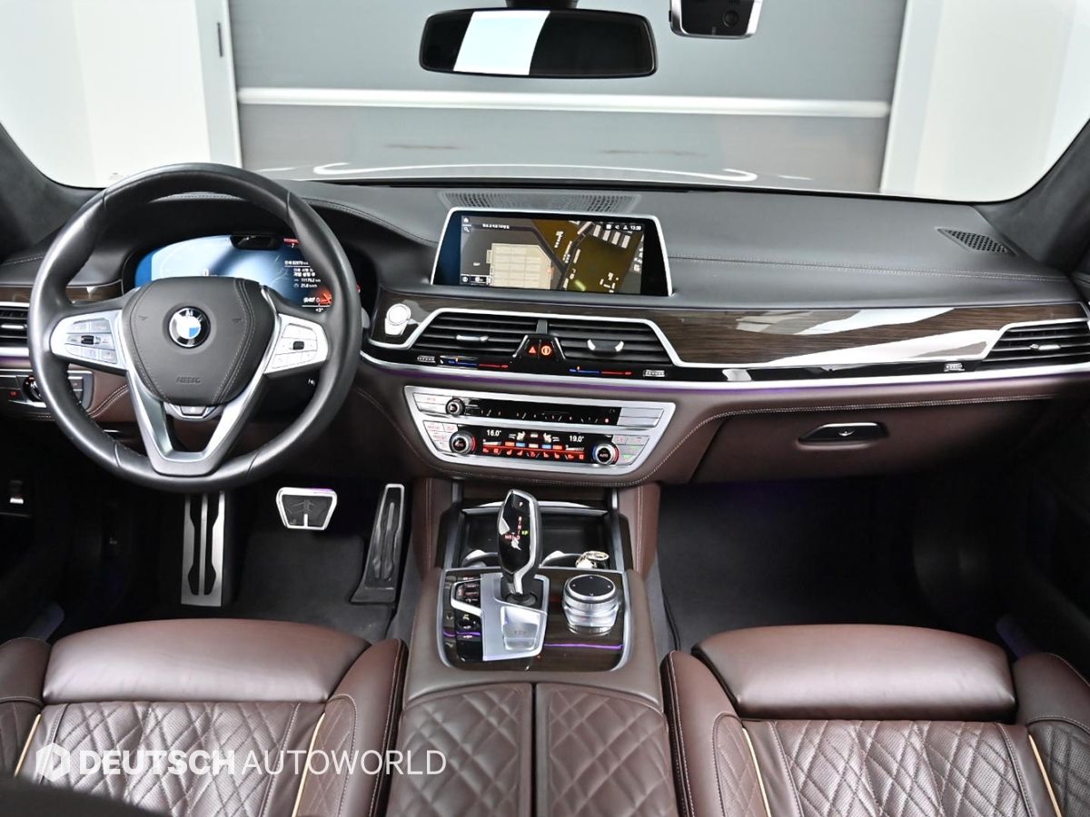 BMW 7-SERIES G11 2020