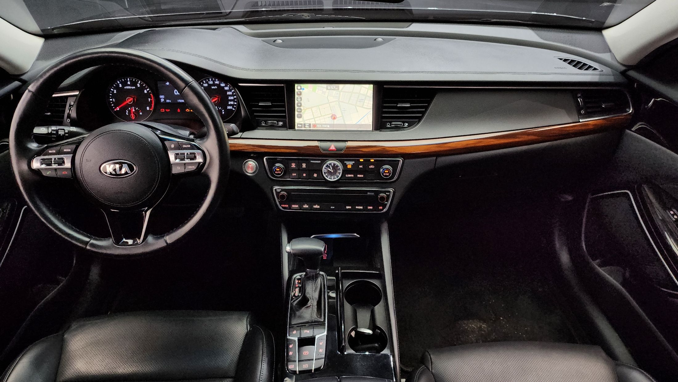 KIA K7 2016