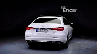 MERCEDES BENZ C-CLASS W206 2023