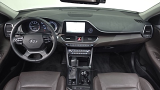 HYUNDAI GRANDEUR IG 2018