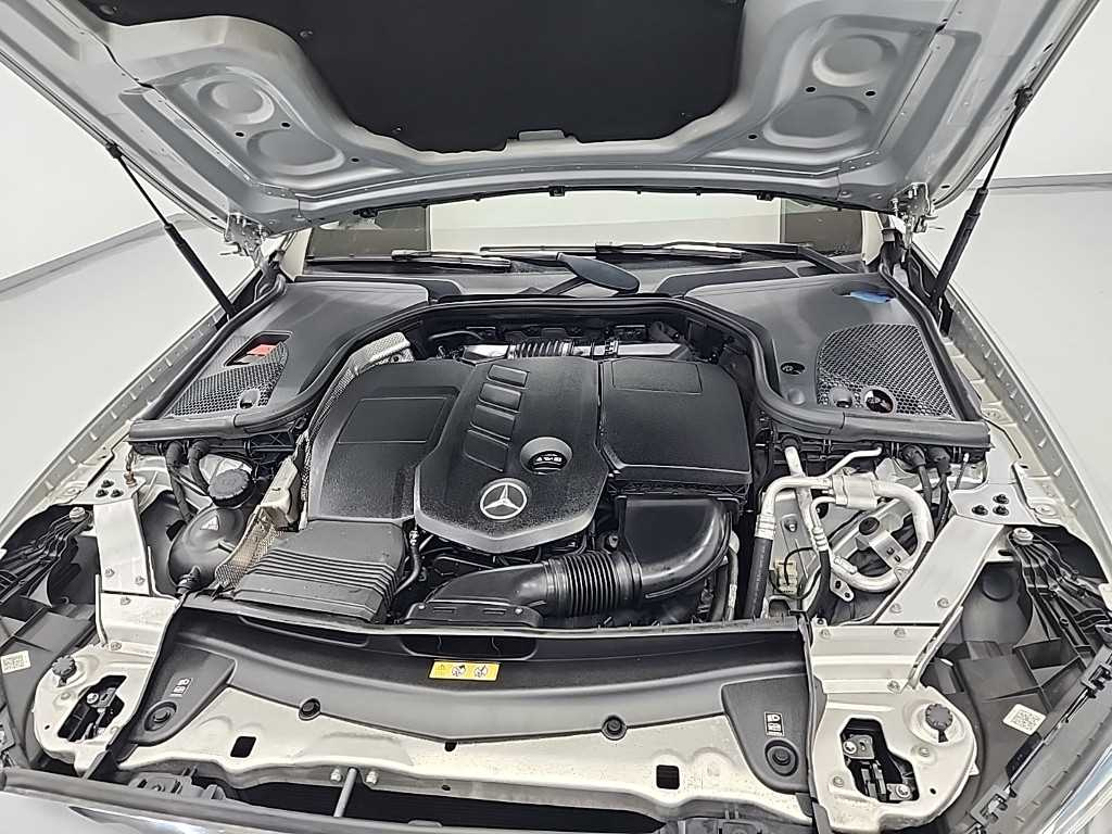 MERCEDES BENZ E-CLASS W213 2016