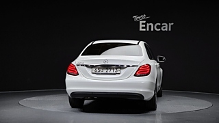 MERCEDES BENZ C-CLASS W205 2017