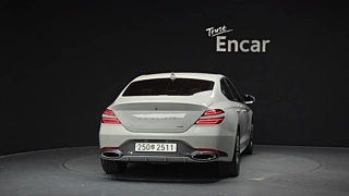 GENESIS G70 2024
