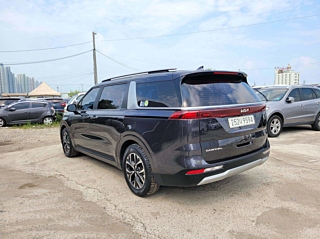 KIA CARNIVAL 2021
