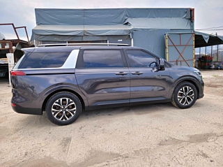 KIA CARNIVAL 2021