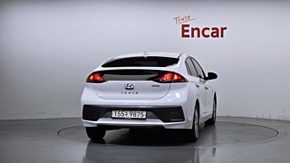 HYUNDAI IONIQ HYBRID 2019
