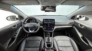 HYUNDAI IONIQ HYBRID 2019