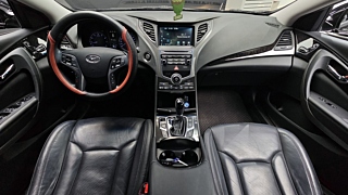 HYUNDAI GRANDEUR HG 2016