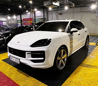 PORSCHE CAYENNE PO536  3.0 2024