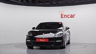 PORSCHE PANAMERA 971 2018