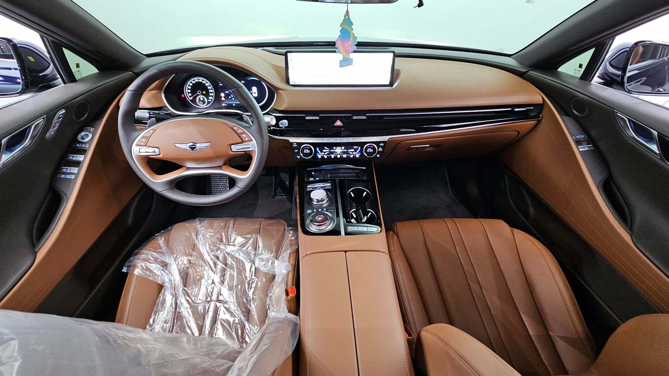 GENESIS G80 RG3 2023