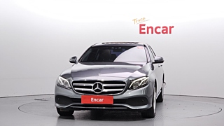 MERCEDES BENZ E-CLASS W213 2017