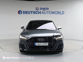 AUDI S8 D5 2021