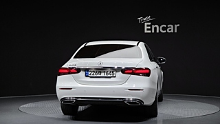 MERCEDES BENZ E-CLASS W213 2021