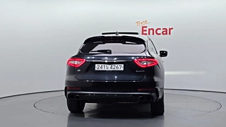 MASERATI LEVANTE 2019