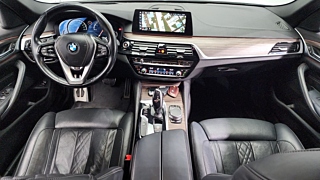 BMW 5-SERIES G30 2017