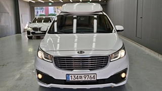 KIA CARNIVAL 2017