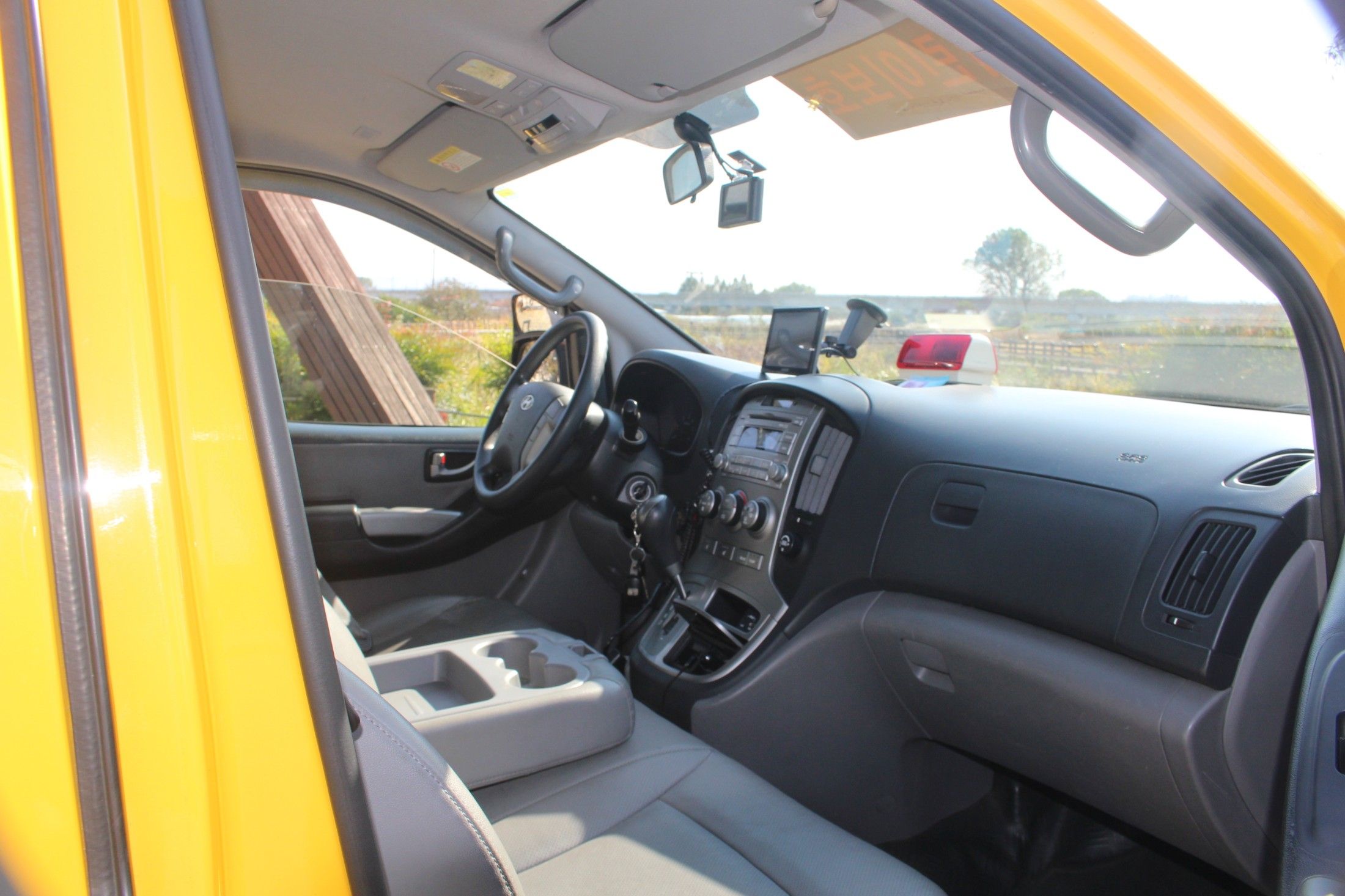 HYUNDAI STAREX GRAND 2015