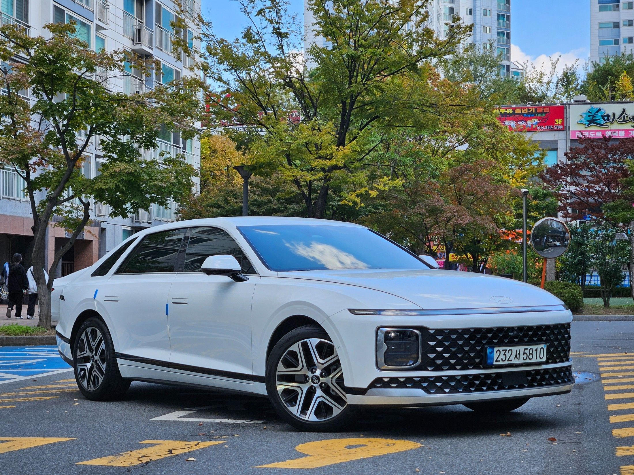 HYUNDAI GRANDEUR GN7 2023