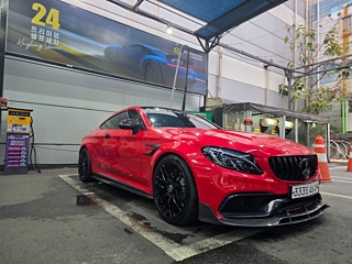 MERCEDES BENZ C-CLASS W205 2017