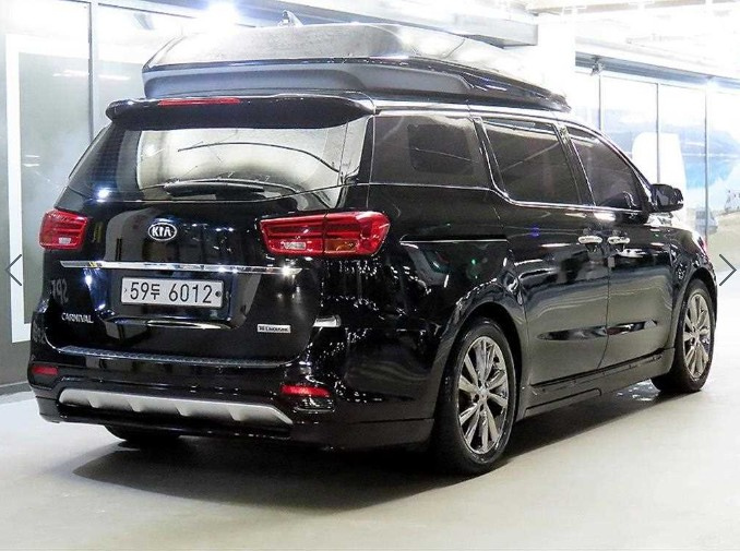 KIA CARNIVAL 2018