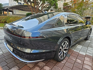 HYUNDAI GRANDEUR GN7 2023