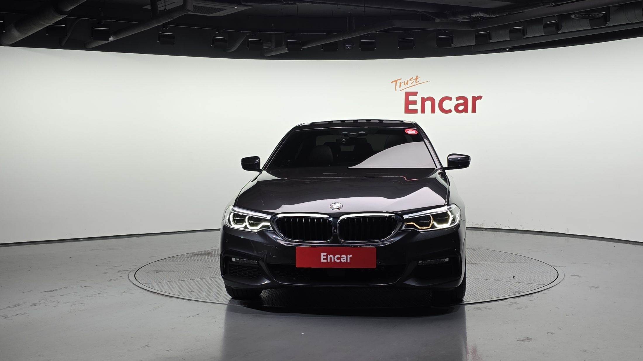 BMW 5-SERIES G30 2017