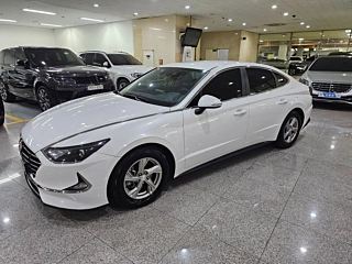 HYUNDAI SONATA DN8 2021
