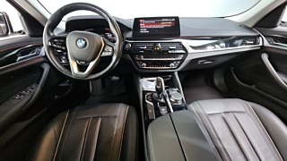 BMW 5-SERIES G30 2019