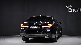 BMW 5-SERIES G30 2020