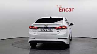 HYUNDAI AVANTE AD 2017