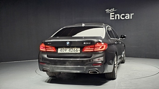 BMW 5-SERIES G30 2018