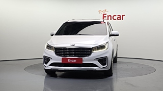 KIA CARNIVAL 2018