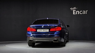 BMW 5-SERIES G30 2017