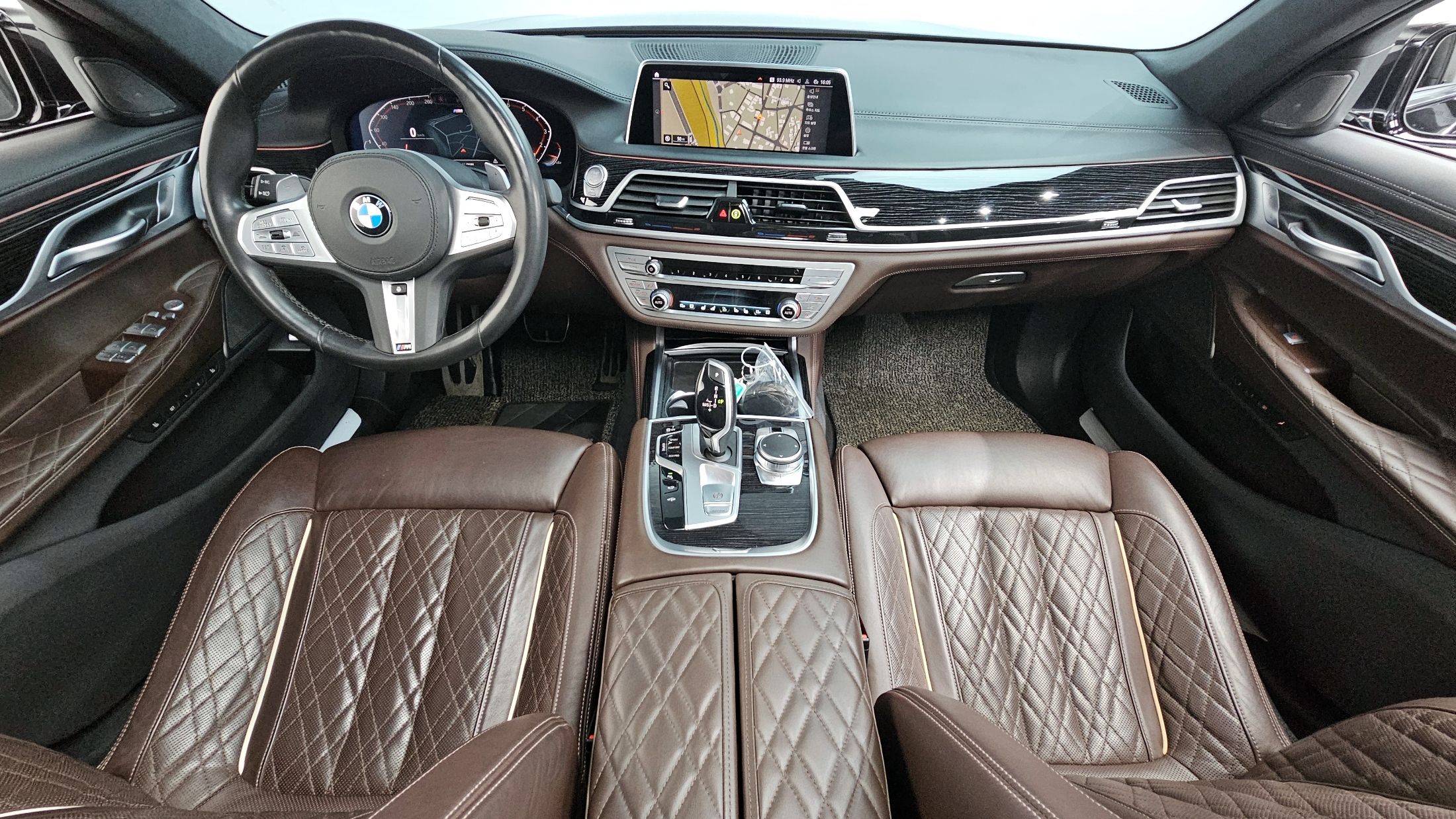 BMW 7-SERIES G11 2020