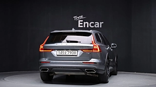 VOLVO V60 CROSS COUNTRY 2020