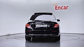MERCEDES BENZ E-CLASS W213 2017