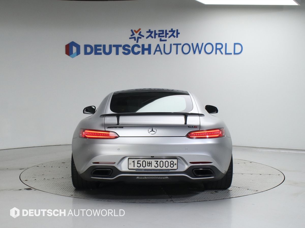 MERCEDES BENZ AMG GT 2016