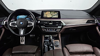 BMW 5-SERIES G30 2019
