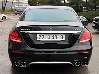 MERCEDES BENZ E-CLASS W213 2019
