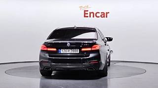 BMW 5-SERIES G30 2019