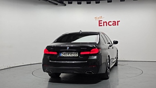 BMW 5-SERIES G30 2020