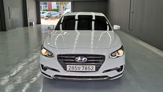 HYUNDAI GRANDEUR IG 2016