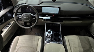 KIA CARNIVAL 2024
