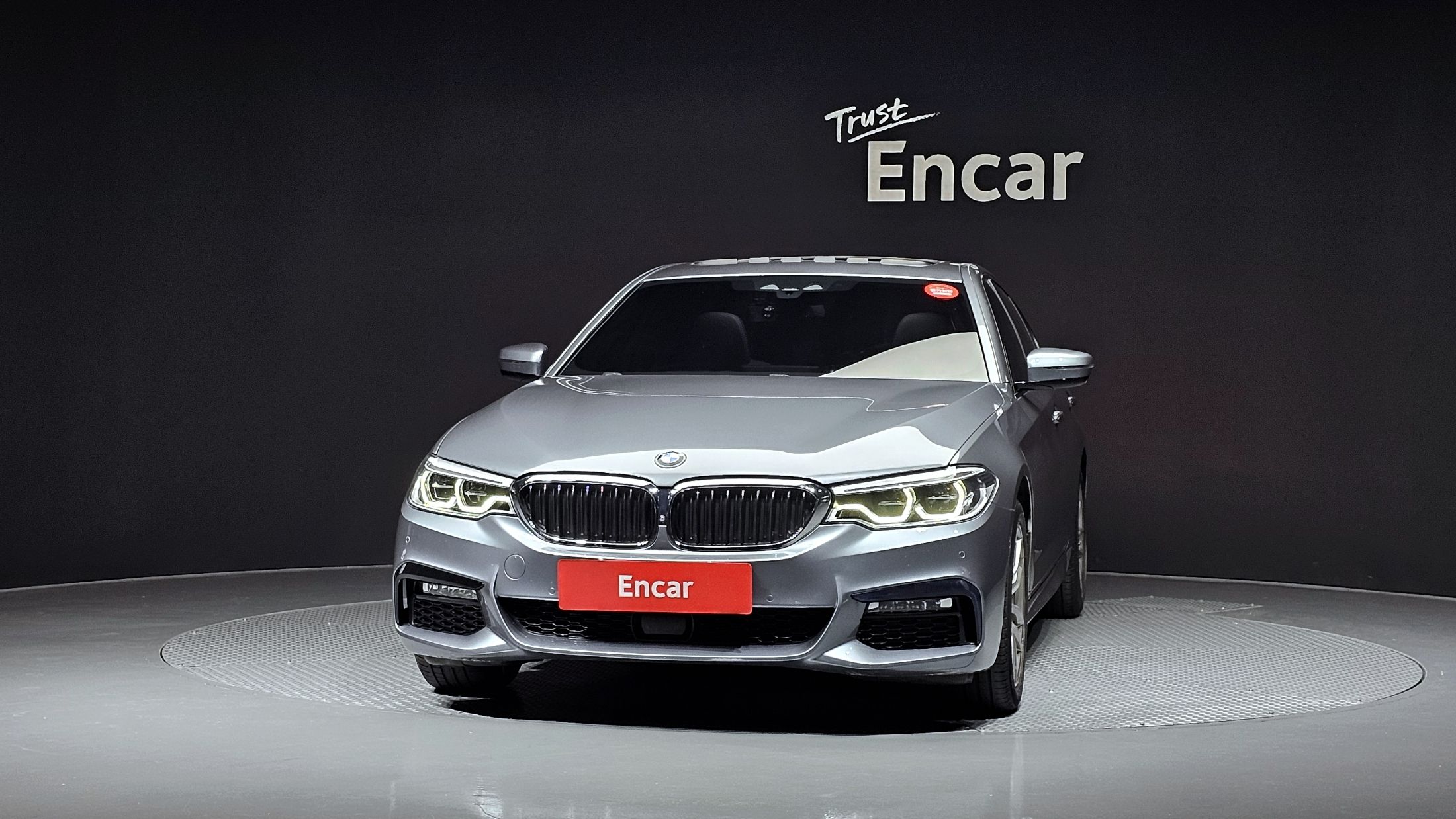 BMW 5-SERIES G30 2017