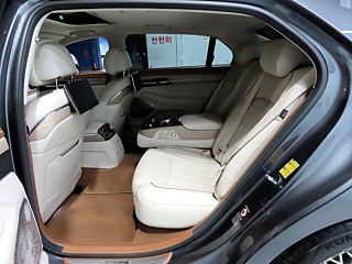 GENESIS G90 2020