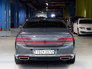 GENESIS G90 2020