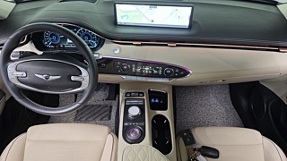 GENESIS GV70 2024