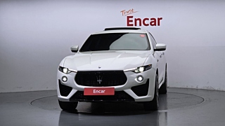 MASERATI LEVANTE 2019
